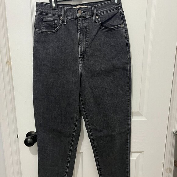Levi's High Rise Taper - Picture 1 of 3